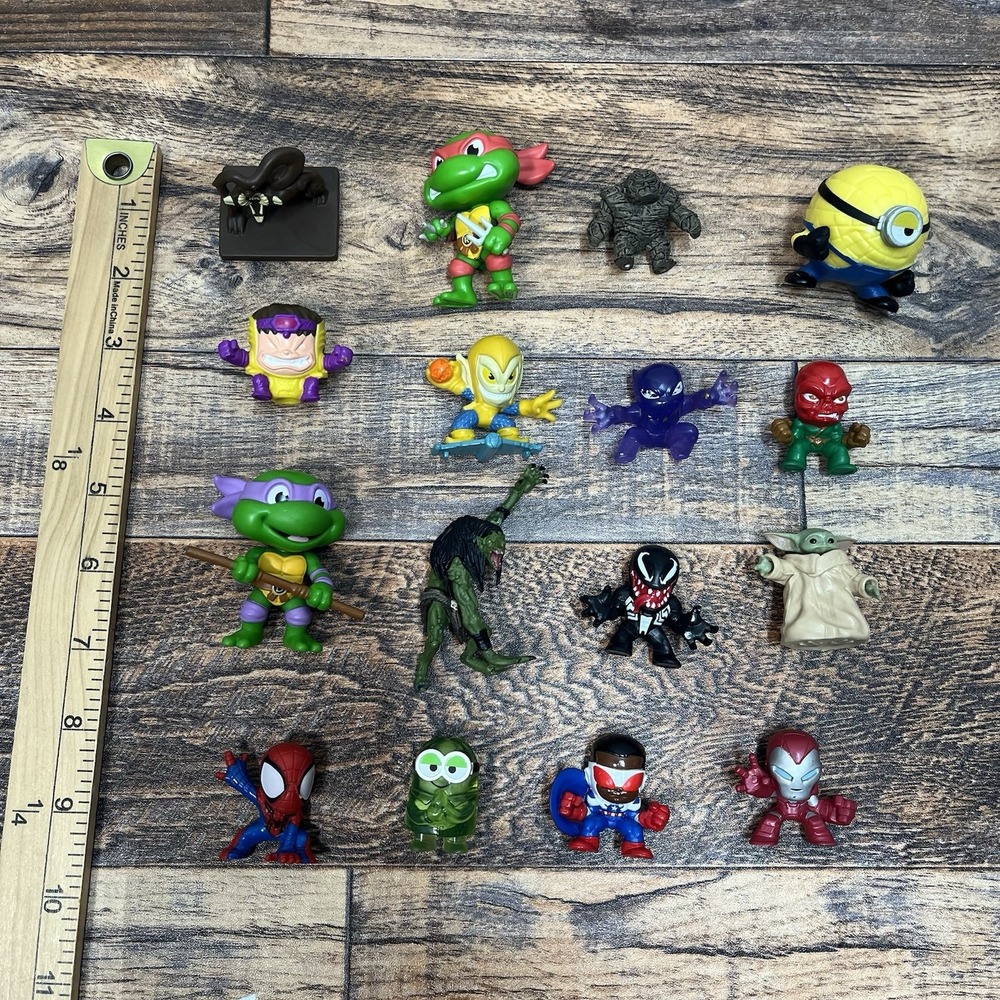 Mini Character Mixed Lot of Toys Spiderman Marvel Minions Ninja Turtle Misc
